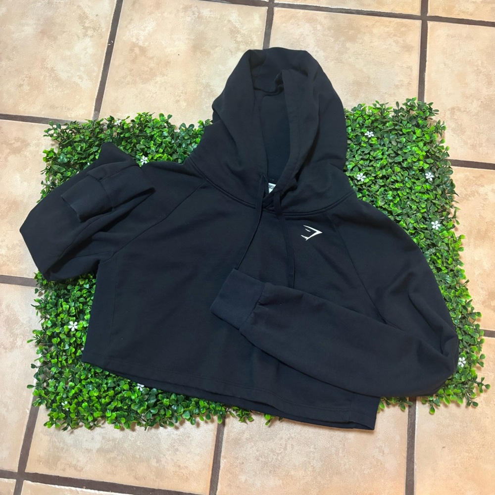 Gymshark Cropped Black Hoodie